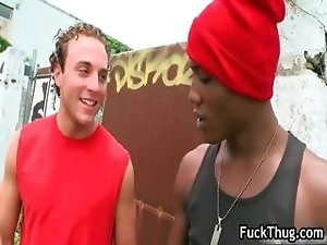 White dude gets cock sucked by thug